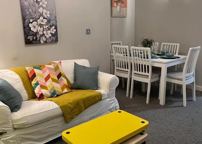 Fabulous Garden Flat Near Kings Cross St Pancras
